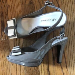 Anne Klein Taupe Peep Toe Heels with bow